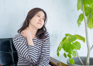 肩こり マッサージ 整体 整骨院